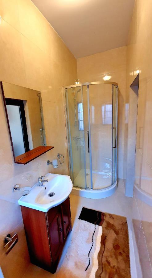 Zur Krone Aparthotel Widdershausen 外观 照片